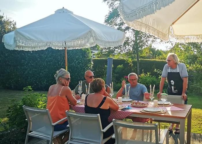 Bed & Breakfast Thegilgahouse Gardenroom Nakskov
